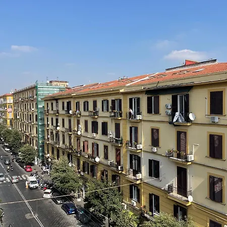 Bed and Breakfast Art 125 Νάπολη