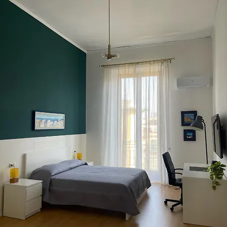 Bed and Breakfast Art 125